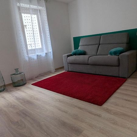 Spazioso E Completo Appartamento Con 3 Camere, Doppi Servizi, Fino A 8 Posti Letto Pedavena Luaran gambar