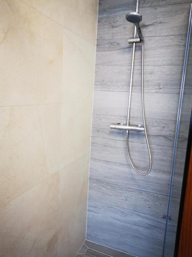 Spazioso E Completo Appartamento Con 3 Camere, Doppi Servizi, Fino A 8 Posti Letto Pedavena Luaran gambar
