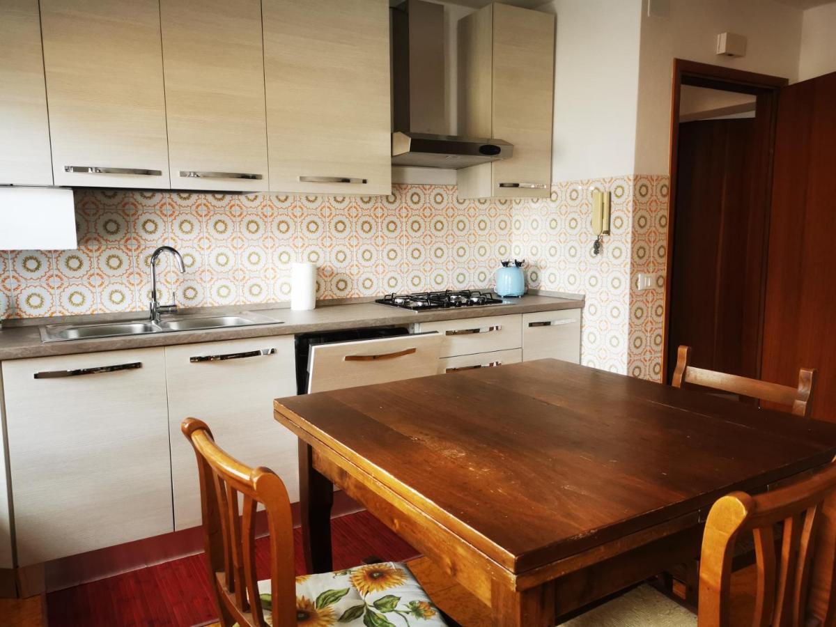 Spazioso E Completo Appartamento Con 3 Camere, Doppi Servizi, Fino A 8 Posti Letto Pedavena Luaran gambar